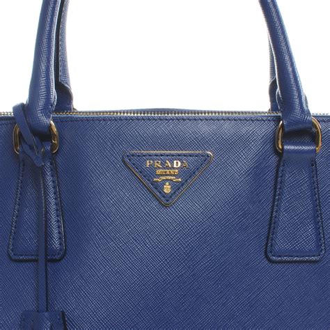 prada saffiano lux bluette